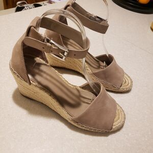 Vince Camuto Leera Wedge Sandal Espadrille in Dusty Mink Size 8.5 Suede Leather